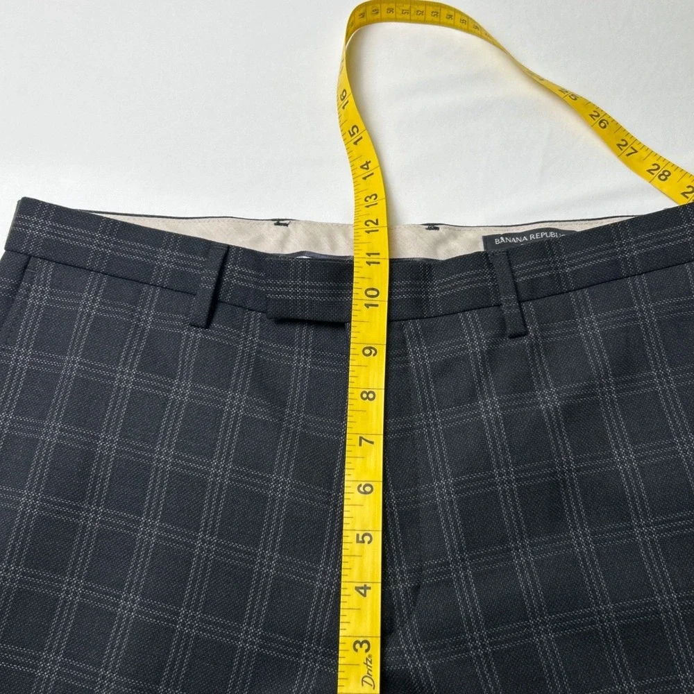 Banana Republic Mens Slim Fit Plaid Wool Dress Pants Size 33x30 Dark Grey Office